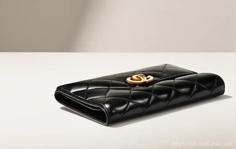 샤넬 클래식 vs 루이비통 지갑 트렌드 비교 - **Chanel Classic Elegance: Quilted Leather Wallet in a Sophisticated Setting**
    A high-quality, p...